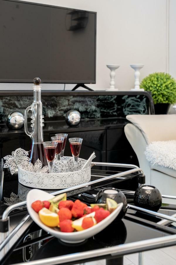 Apartment Jamblip สปลิท ภายนอก รูปภาพ
